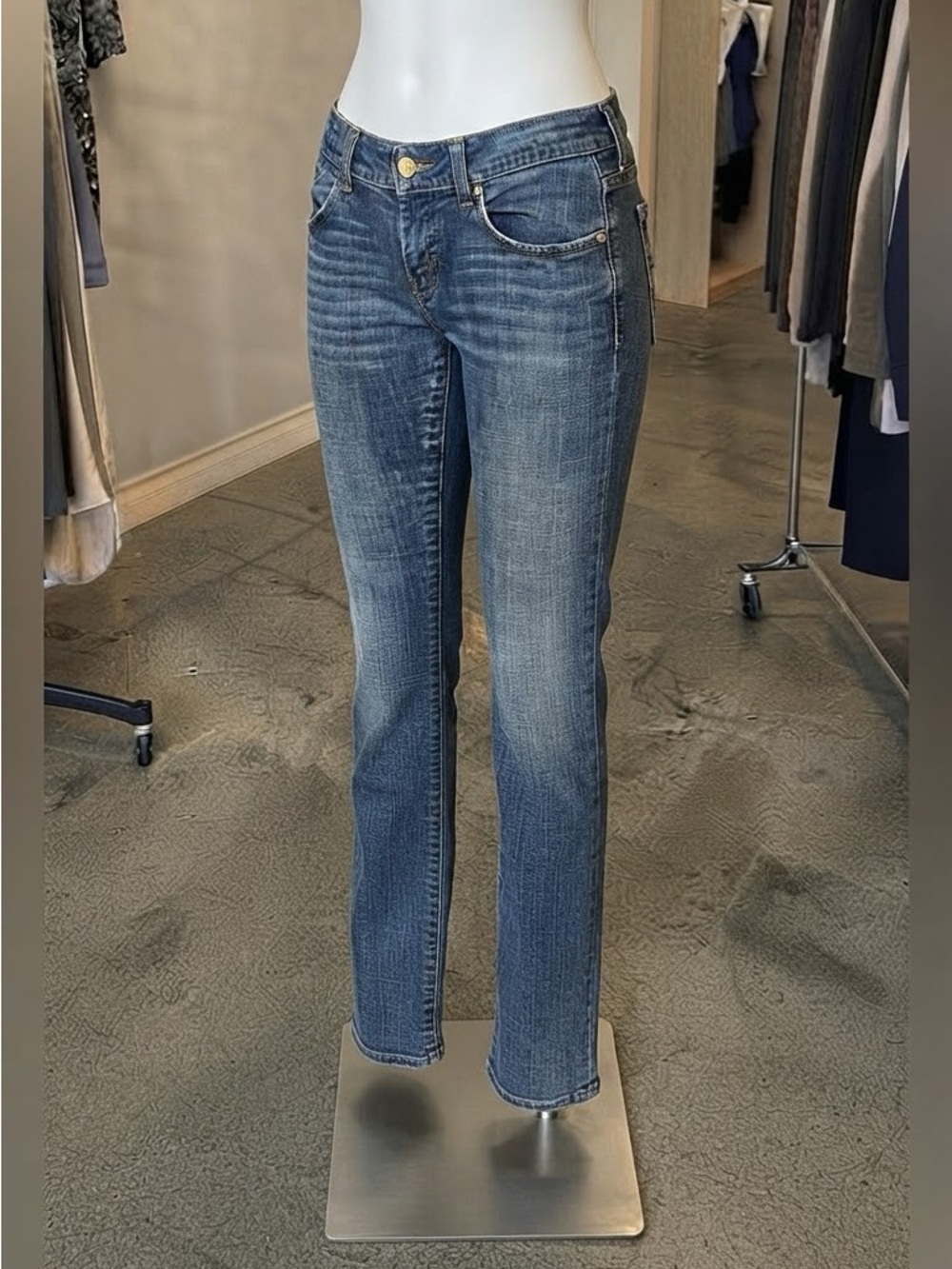 Levi's 504 Slouch Skinny Jeans Low Rise Medium Blue Wash Stretch Denim Women 7M